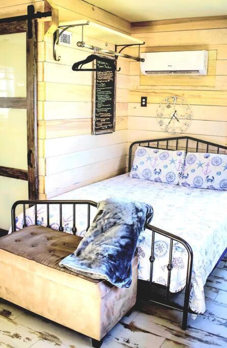 Frogmore Secluded Tiny House By The Marsh With Hunting Island Beach Pass מראה חיצוני תמונה