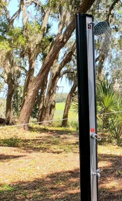 Frogmore Secluded Tiny House By The Marsh With Hunting Island Beach Pass מראה חיצוני תמונה